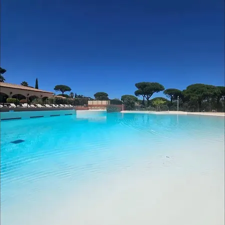 Villa Climatisee Avec Piscine Privee Proche Saint-Tropez * ガッサン